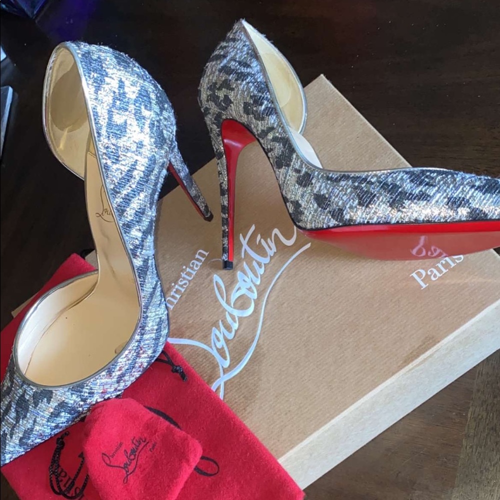 Red Bottom Heels - Picture 4 of 4